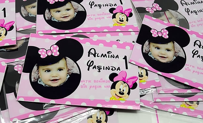 almina1-yasinda-minnie-magnet