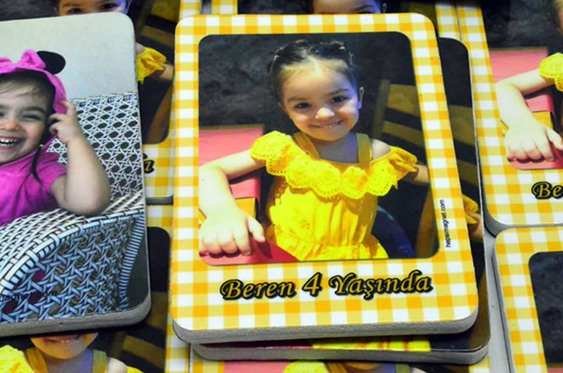 Beren 4 Yaşında Resimli Magneti