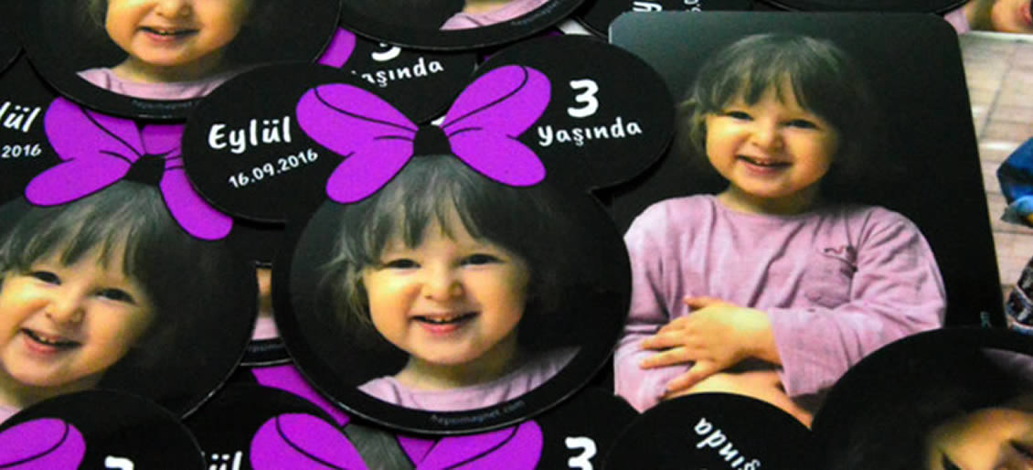 Eylül Bebeğin 3 Yaş Fiyonklu Magneti