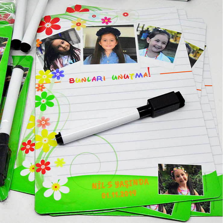 Nil Bebeğin Kalemli Mıknatıslı Dolap Süsü